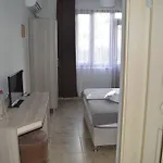 Hotel Hugo 3*
