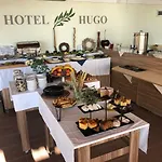 Hugo Hotel