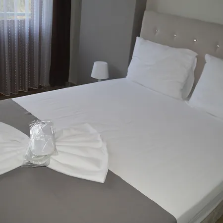 Hugo Hotel