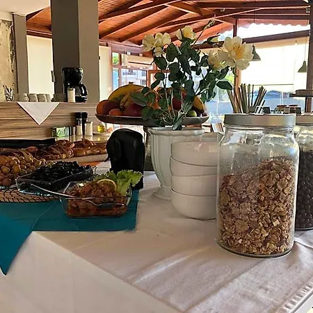 Otel Hugo 3*