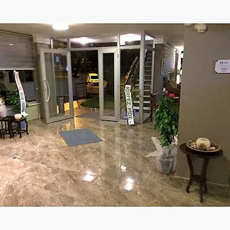 Otel Hugo Altınoluk