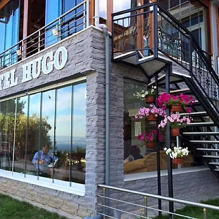 Otel Hugo 3*