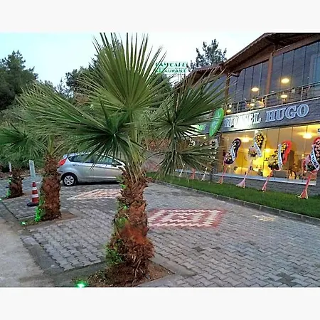 Otel Hugo 3*