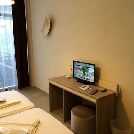 Hotel Hugo 3*