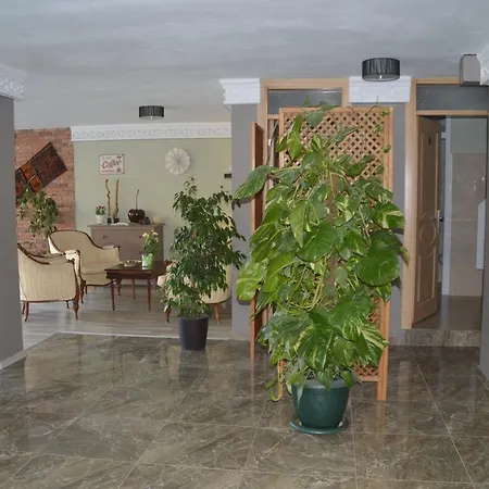 Hotel Hugo 3*