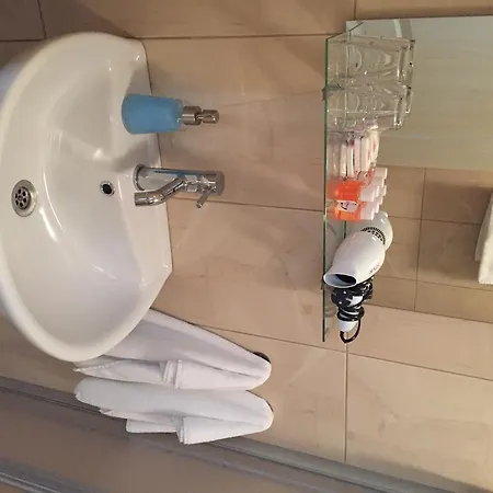 Hotel Hugo 3*